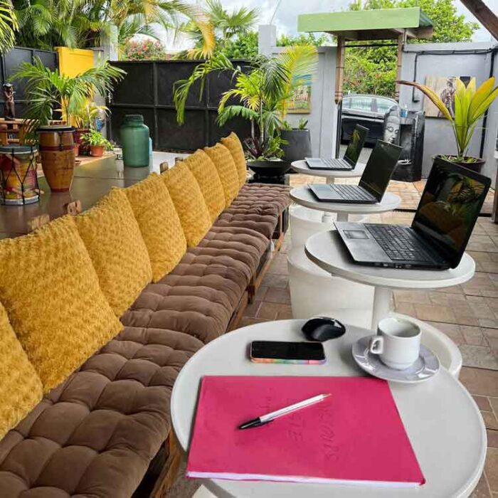 PHOTO-2022-08-11-16-500-500