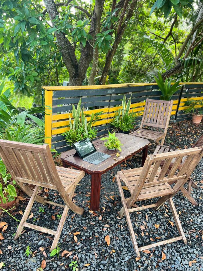 PHOTO-2022-08-11-16-22-27 Les 5C Espace Coworking